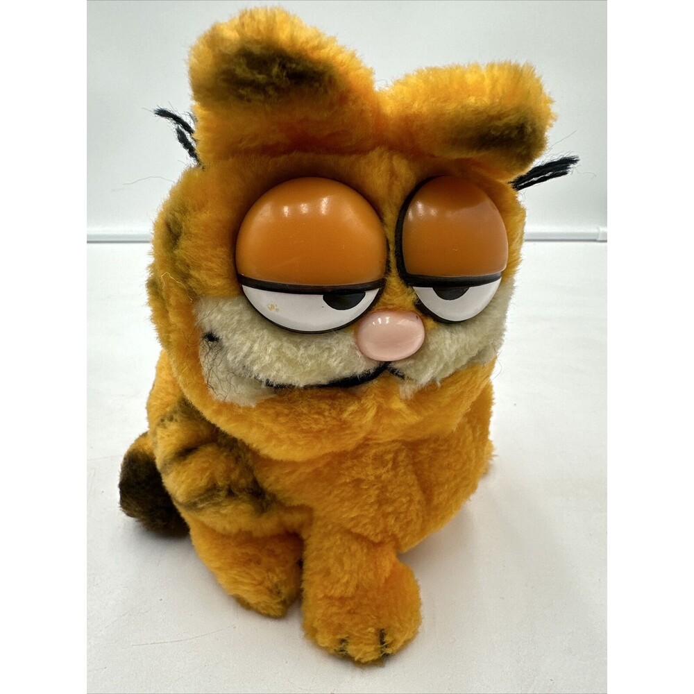 Dakin Garfield The Cat Sitting 6" Tall Plush Stuffed Animal Toy Vintage 1981 Tag
